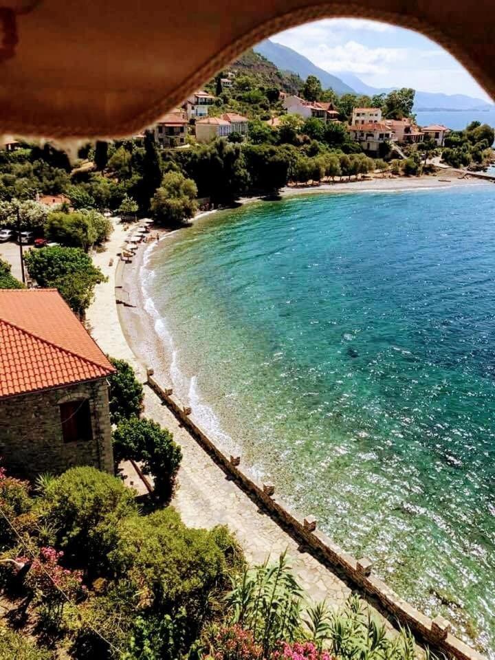 Heirlooms And Halos Μοναστηράκι Εξωτερικό φωτογραφία
