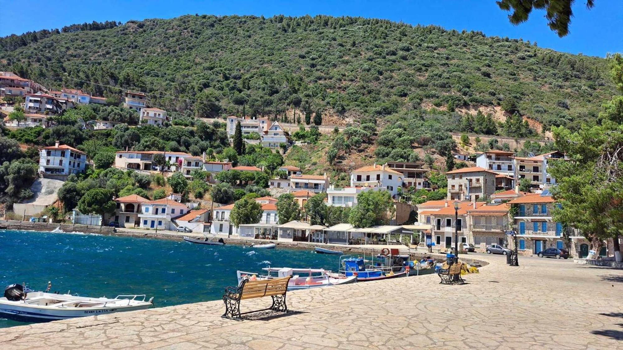 Heirlooms And Halos Μοναστηράκι Εξωτερικό φωτογραφία