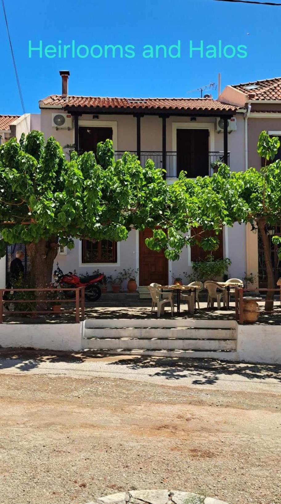 Heirlooms And Halos Μοναστηράκι Εξωτερικό φωτογραφία