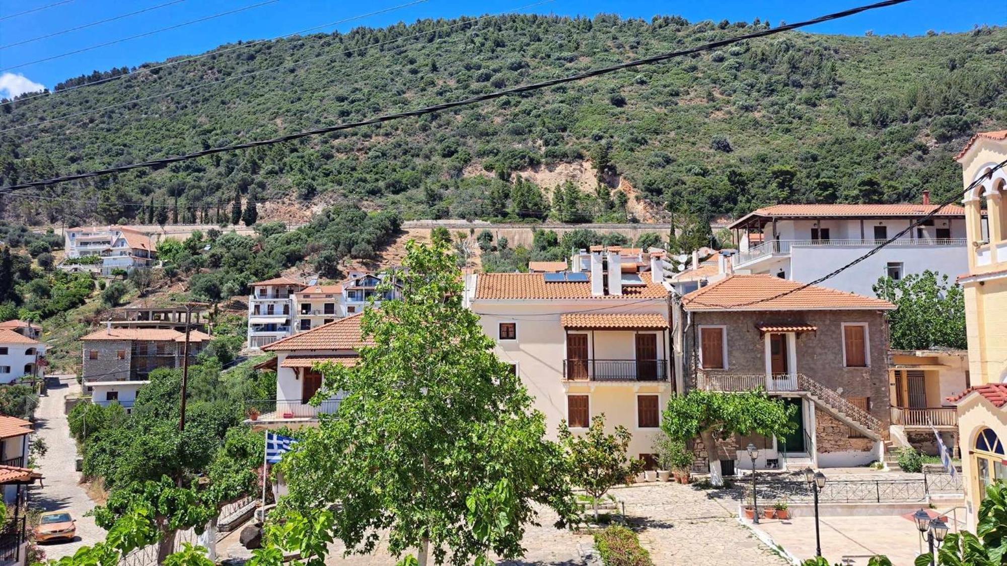 Heirlooms And Halos Μοναστηράκι Εξωτερικό φωτογραφία